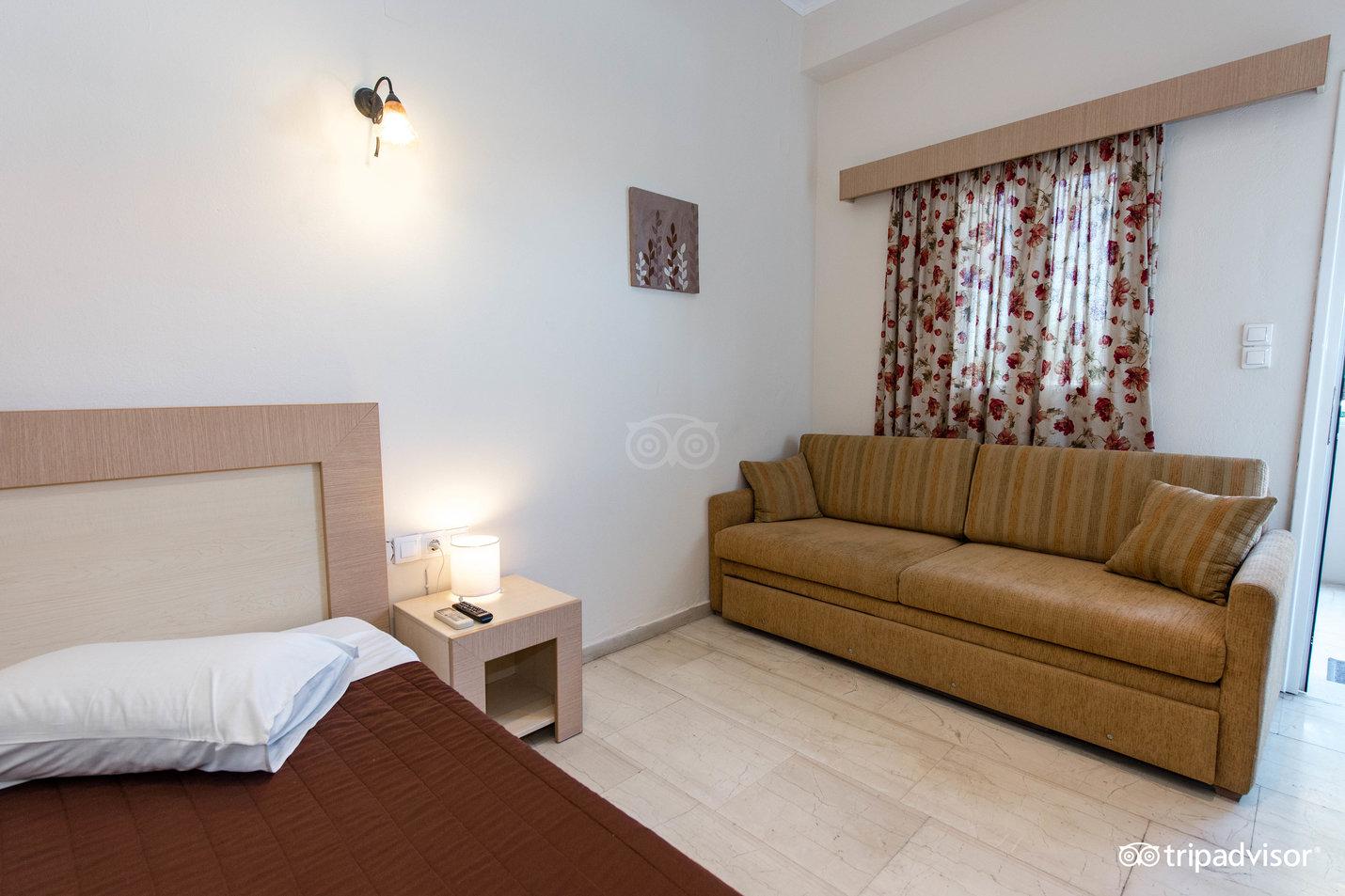 Anita Hotel Perama  Exterior photo