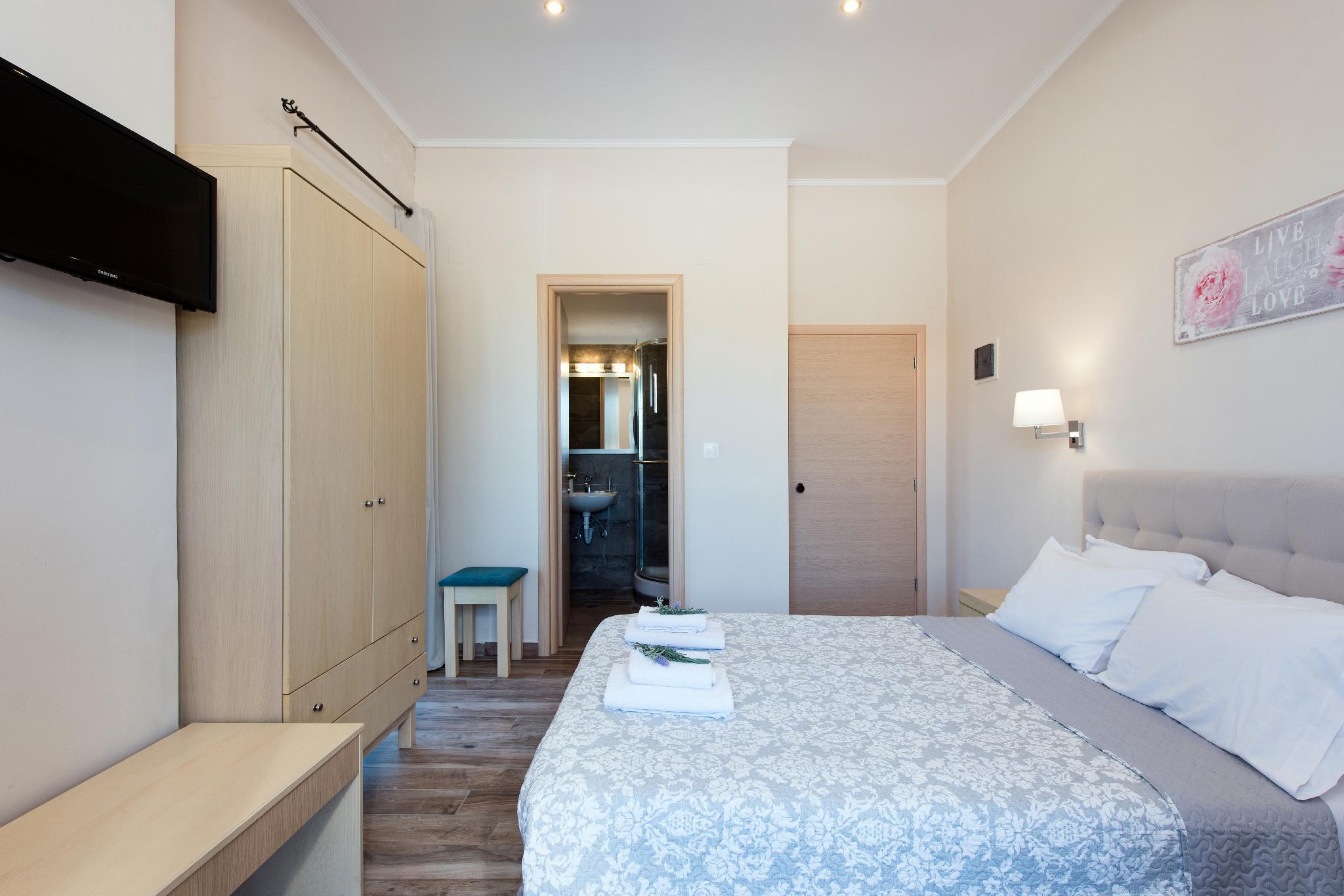 Anita Hotel Perama  Exterior photo