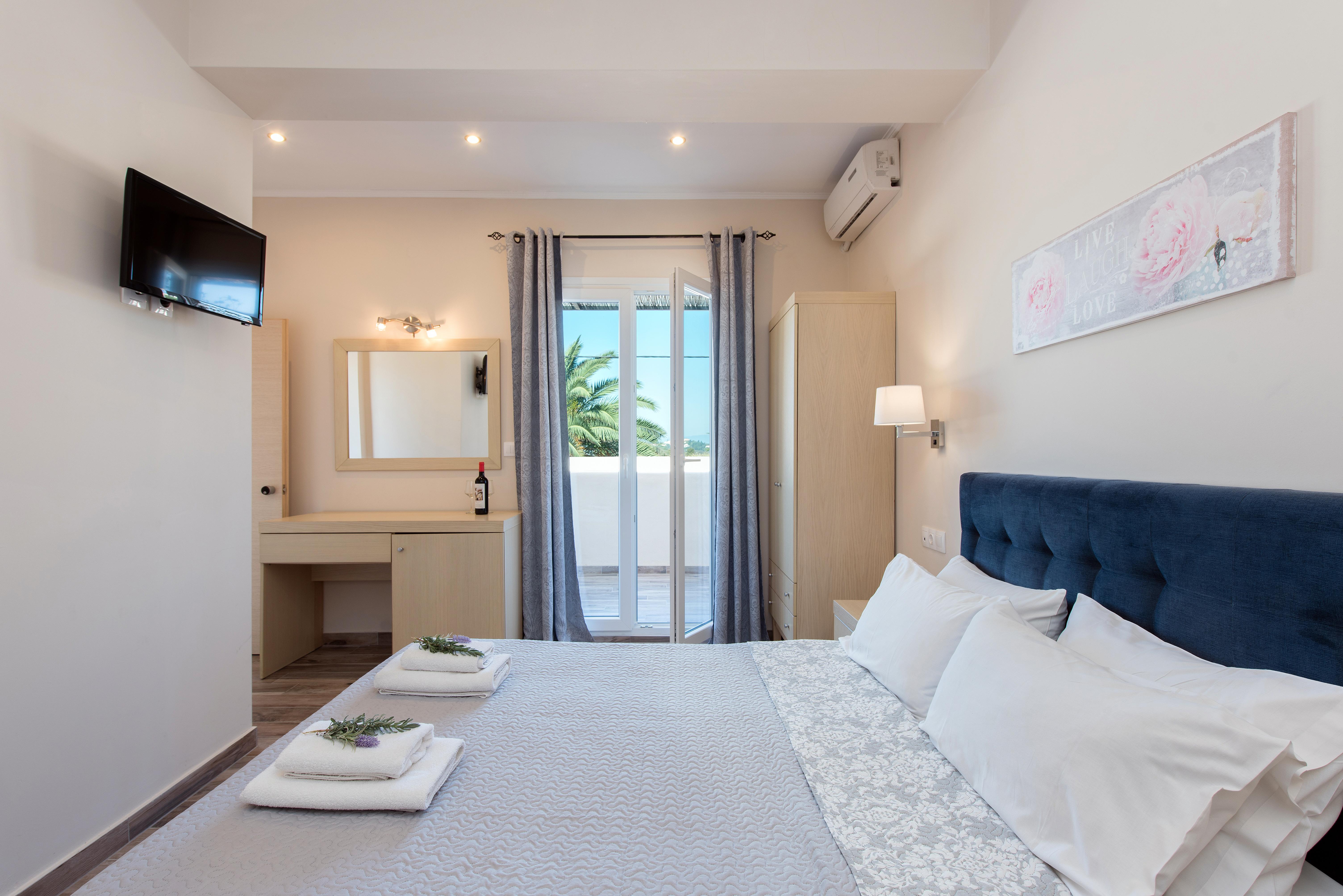 Anita Hotel Perama  Exterior photo